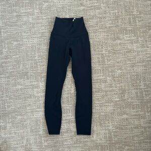 Lululemon size 0 navy leggings